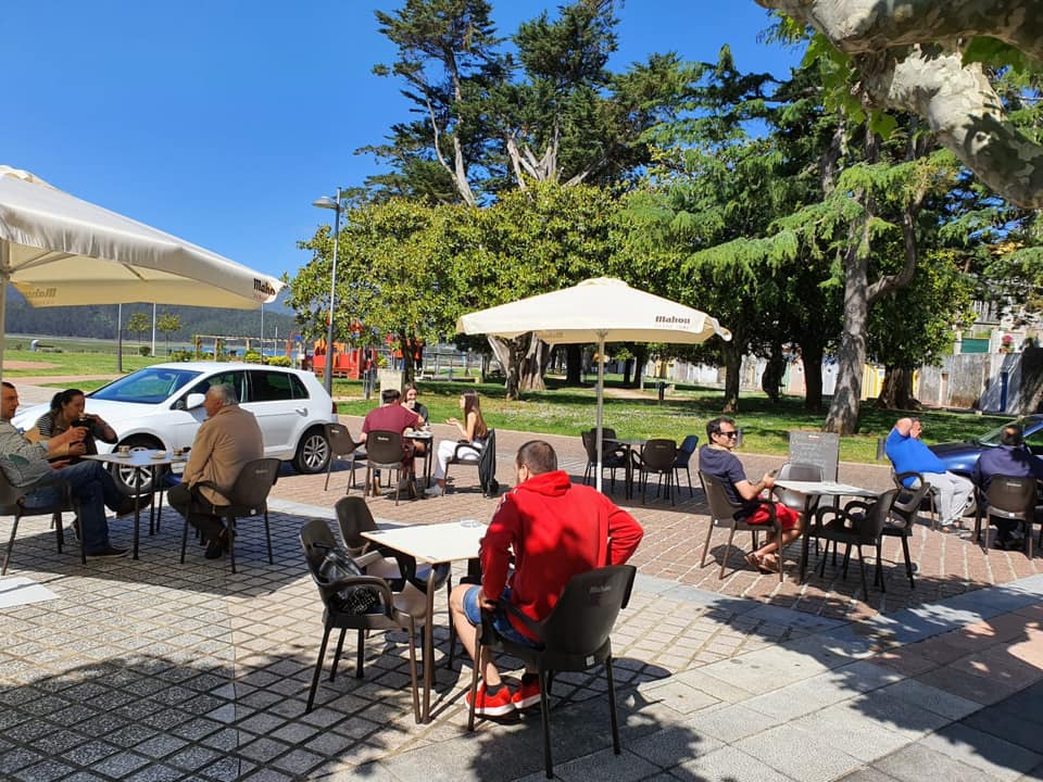 La terraza al sol